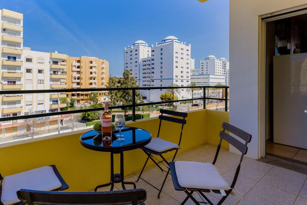 Light & Comfy Apartment W/ Pool & Balcony By Lovelystay 波尔蒂芒 外观 照片